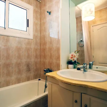 Apartment Rodas *